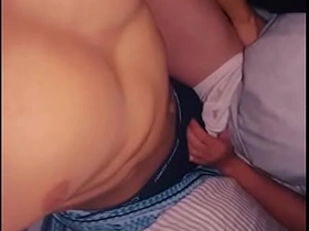 Le mamo la verga a mi vecino musculoso por primera vez en su casa luego termina follandome a pelo asian young elated sex videos