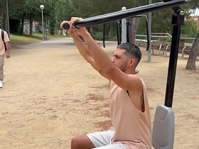 Me cojo a pelo al putito que levanté en el parque y le dejo la leche adentro gay sex videos hd asian