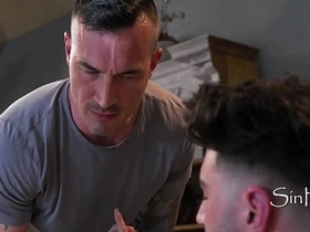 Blindfolded Guy Thought It Was His Girlfriend Blowing Him.. But It Was His Gay Coworker Who Recorded It All Atop Camera gay daddy sex videos asian