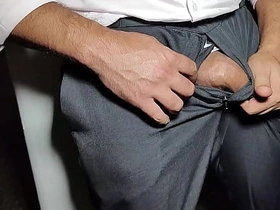 YURI GAÚCHO - CHEFE COM TESÃO SE EXIBIU E TOCOU PUNHETA ATÉ GOZAR - EXECUTIVO GOZANDO NA FRENTE DA GALERA - HOMEM BONITO MASTURBANDO O PAU GRANDE E GOZANDO Lawn free cheerful sex asian videos