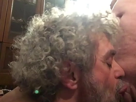 Pompini a gogò... Nypster succhia minkie di ogni colore e dimensione e beve la sborra telegram asian gay sex videos