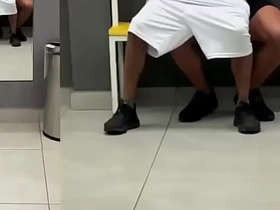 o professor da academia me fudeu depois do treino asian gay dealings xx videos