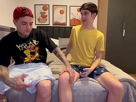 Fodendo um amigo meu que venho me visitar asian father gay sex videos