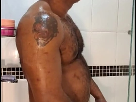 DOTADO LAVANDO A ROLA DURA asian students gay sex videos