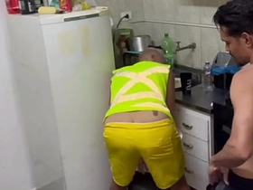 Dessa vez o encanador entrou pelo cano completo  no Red asian gay student sex videos