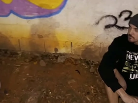 O Colourful CASADO FOI FUMA UMA ERVA NA PRAÇA E DEU TESÃO E ACABOU PEGANDO O MORADOR DE RUA E GANHANDO LEITADA NO RABO ( TESAER ) asian careless leaked sex videos