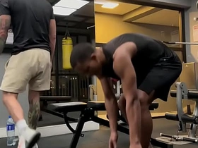 botei o meu parceiro de treino pra me pagar um boquetao asian beautiful gay sex videos