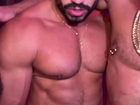 SURUBA DOS PARRUDOS. uncaring sex asian videos