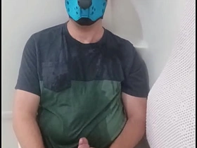 Je me pisse dessus comme un chiot patetic soumis xxx gay sex videos asian