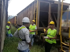 OS OPERÁRIOS PEGARAM PESADO NA HORA DO ALMOÇO FUDERAM O COLEGA PASSIVO E DERAM MUITO LEITE DE SOBREMESA asian hot robust careless sex videos