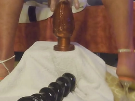 Großer Plug in Chicken Arsch xmaster.com asian gay coitus videos