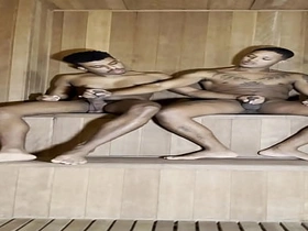 SAFADEZA NA SAUNA DO CLUBE asian unconcerned sex boys new videos