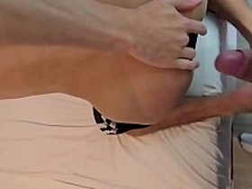 NOVINHO PEDIU PRA TIRAR A VIRGINDADE DELE. TRATEI COMO MERECE. asian gay arnab swarnakar carnal knowledge videos