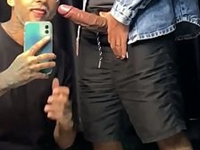 MAMADA Itty-bitty SIGILO gay asian public sex videos