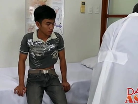 Young Asian barebacked at near doctors entr?e asian muscle gay sex videos